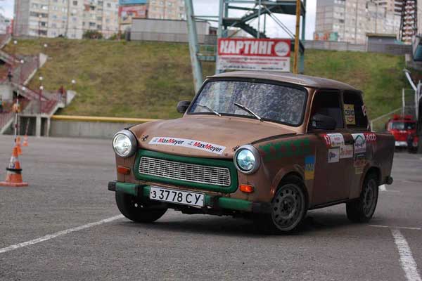 Trabant на автослаломе в Харькове